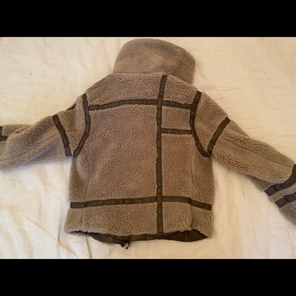 Shearling Jacket - Picture 4 of 4